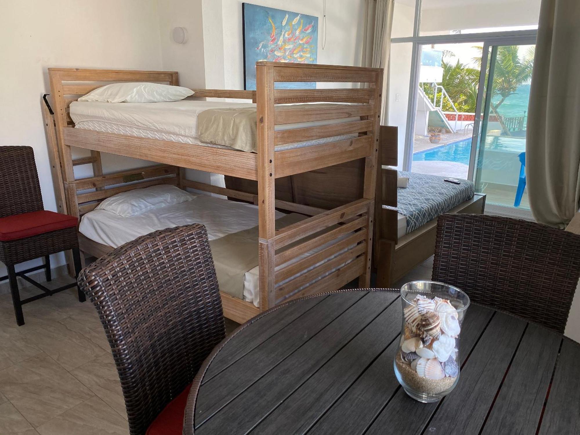 شقة Ventana Al Atlantico At Arecibo 681 Ocean Drive Islote الغرفة الصورة