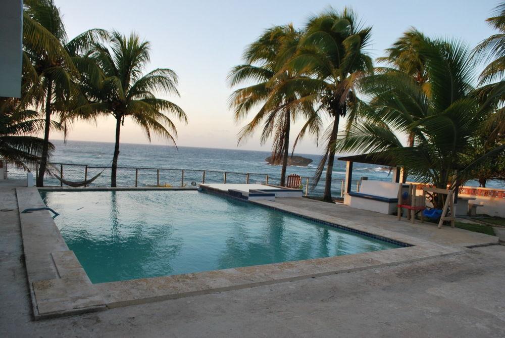شقة Ventana Al Atlantico At Arecibo 681 Ocean Drive Islote المظهر الخارجي الصورة