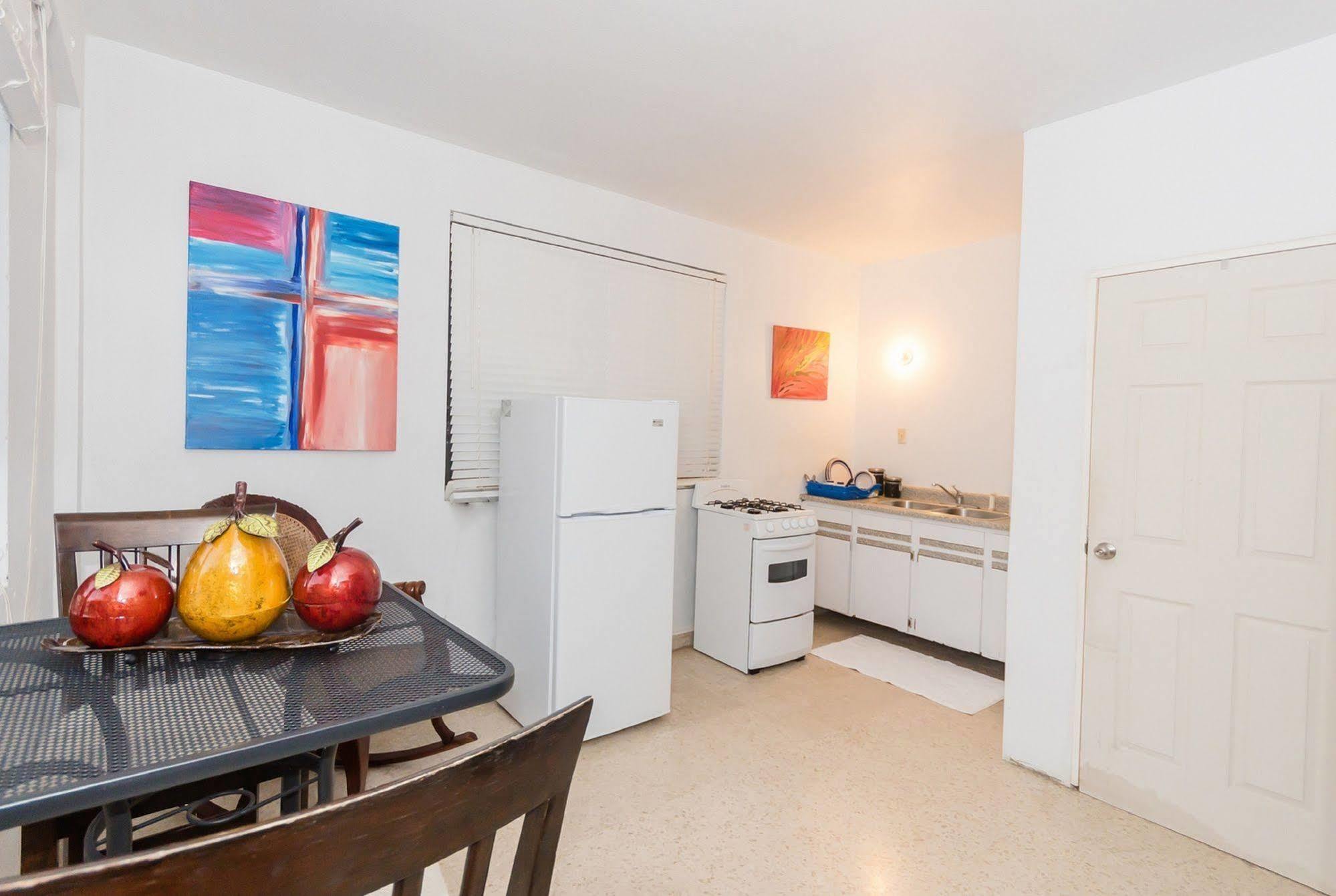 شقة Ventana Al Atlantico At Arecibo 681 Ocean Drive Islote المظهر الخارجي الصورة