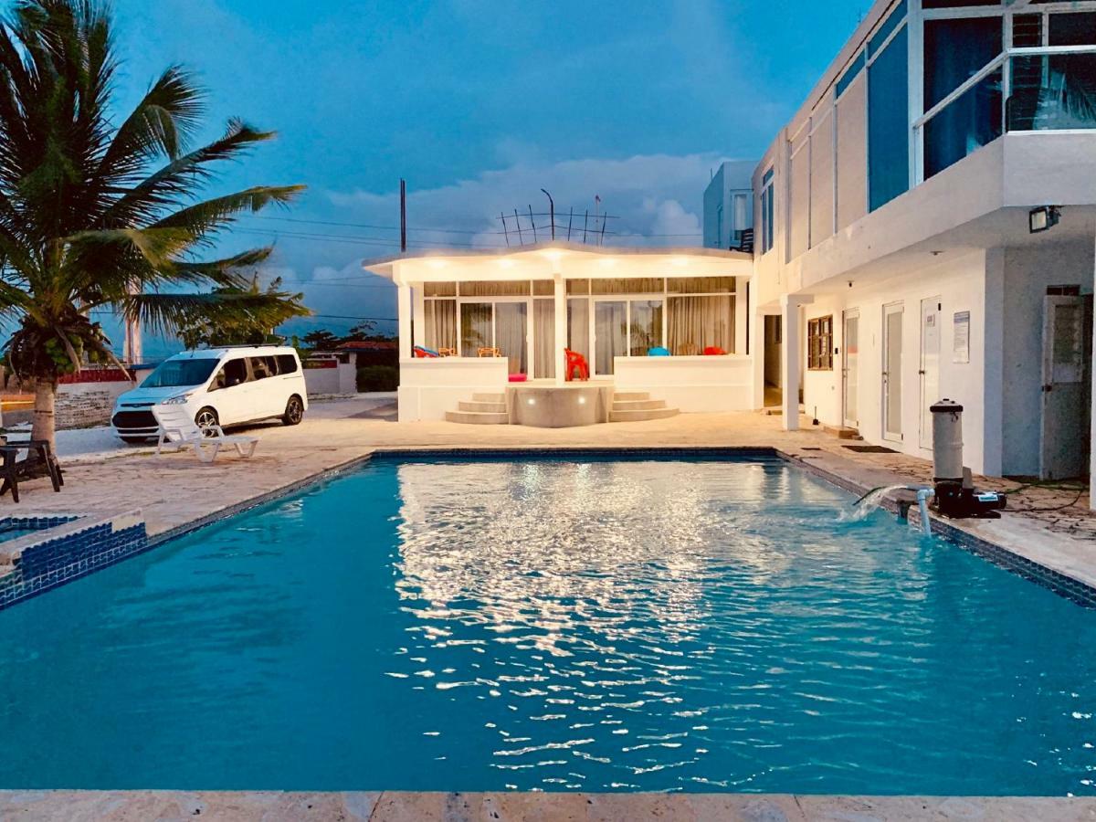 شقة Ventana Al Atlantico At Arecibo 681 Ocean Drive Islote المظهر الخارجي الصورة